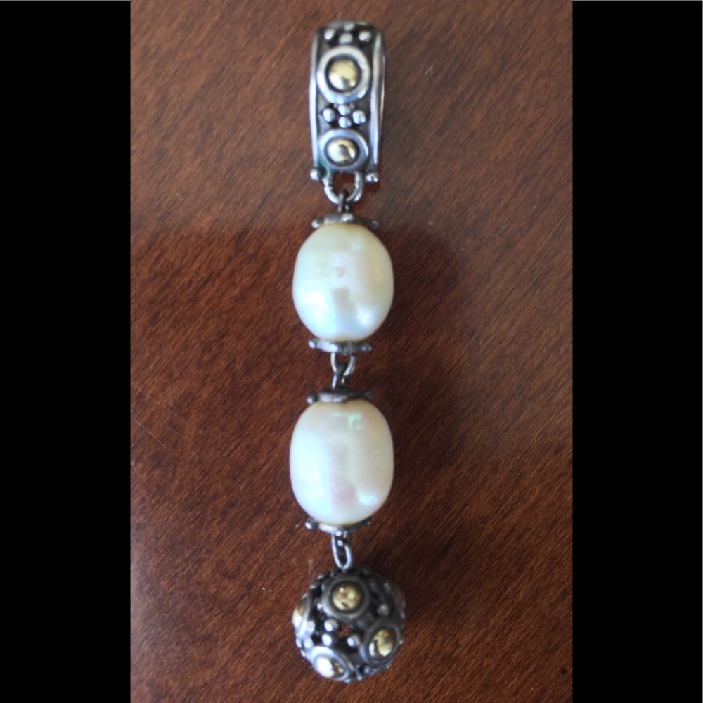 John Hardy pearl enhancer.  Sterling silver